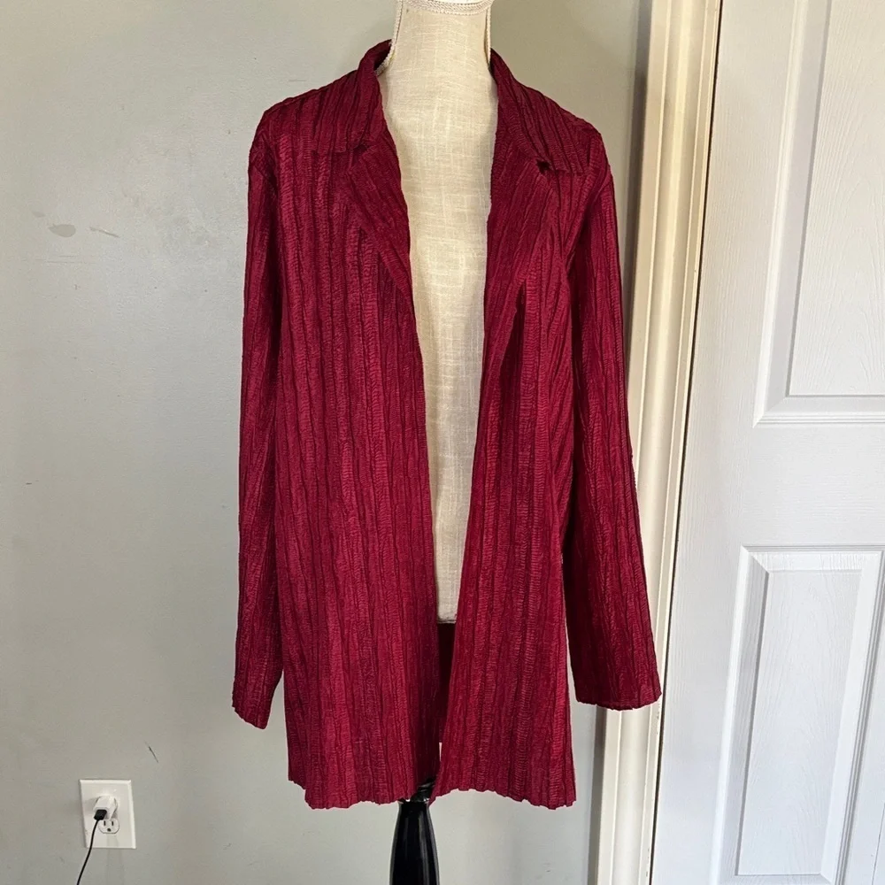 Chic Burgundy Women's Cardigan